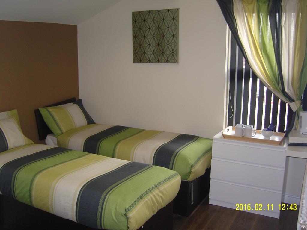 The Kop View Hotel Liverpool Phòng bức ảnh